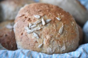 Grovboller med havregryn - nemme, bløde og lækre