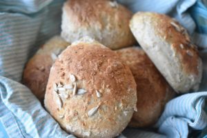 DSC_1217 • nogetiovnen.dk Grovboller med havregryn - nemme, bløde og lækre