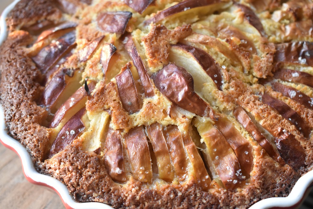 Æbletærte med kokos og marcipan - nem og lækker