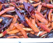 Ovnbagte rodfrugter med balsamico og timian
