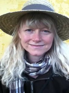 Gitte med hat