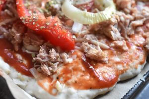 DSC_1578 • nogetiovnen.dk Pizza med havregryn - nem grov pizzadej