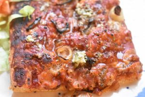 DSC_1596 • nogetiovnen.dk Pizza med havregryn - nem grov pizzadej