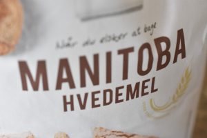 Scones med yoghurt og havregryn - opskrift