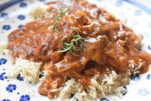 DSC_2428 • nogetiovnen.dk Koteletter i slow cooker - i lækker tomatflødesauce med porrer