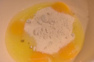 Drømmekage med æbler - opskrift på æblekage med kokos