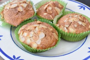 Muffins med æbler og kanel - nem opskrift