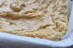 Æblebradepandekage med kanel & marcipan