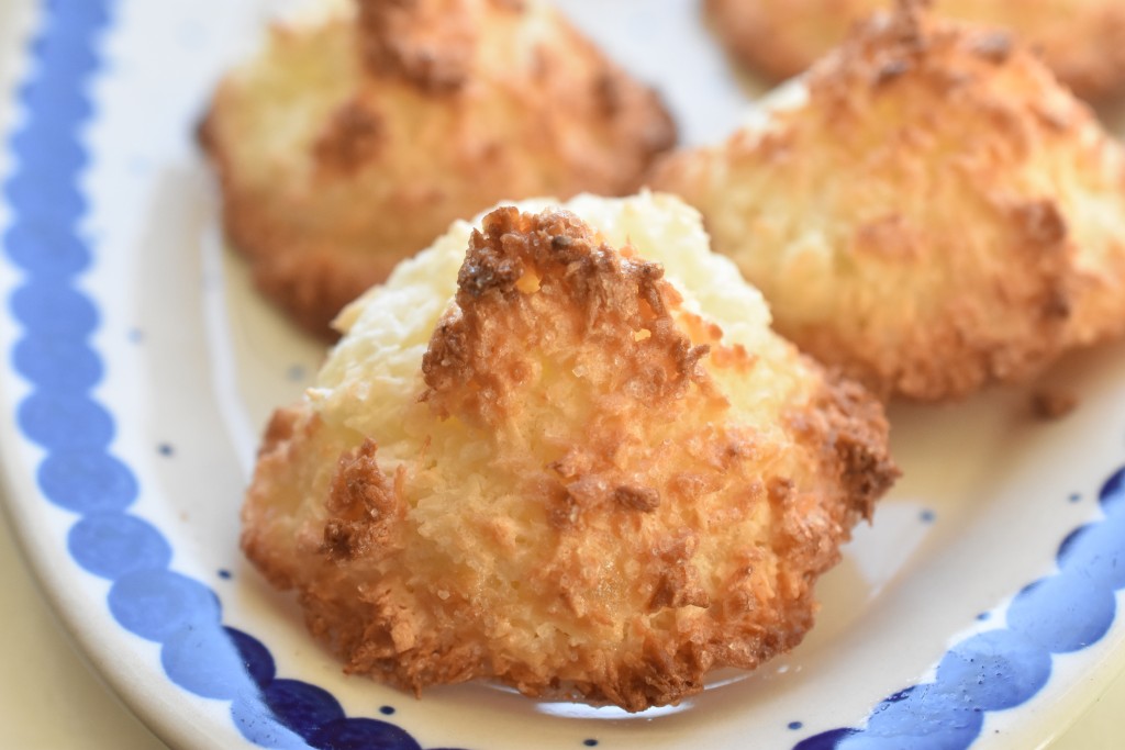 Kokosmakroner - nemme og lækre - lavet af kun 3 ingredienser