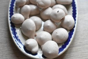 DSC_2888 • nogetiovnen.dk Marengs med kakao - små, nemme og fedtfattige kyskager