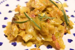 Karrykål - opskrift på hvidkål i ovn med karry