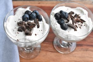 Dessert med skyr og chokolade - nem opskrift