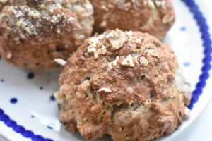 Julescones - scones med kanel & marcipan