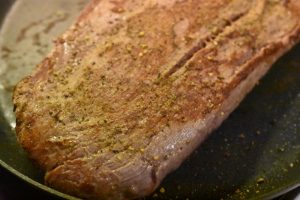 Flanksteak opskrift på pande, i ovn eller på grill