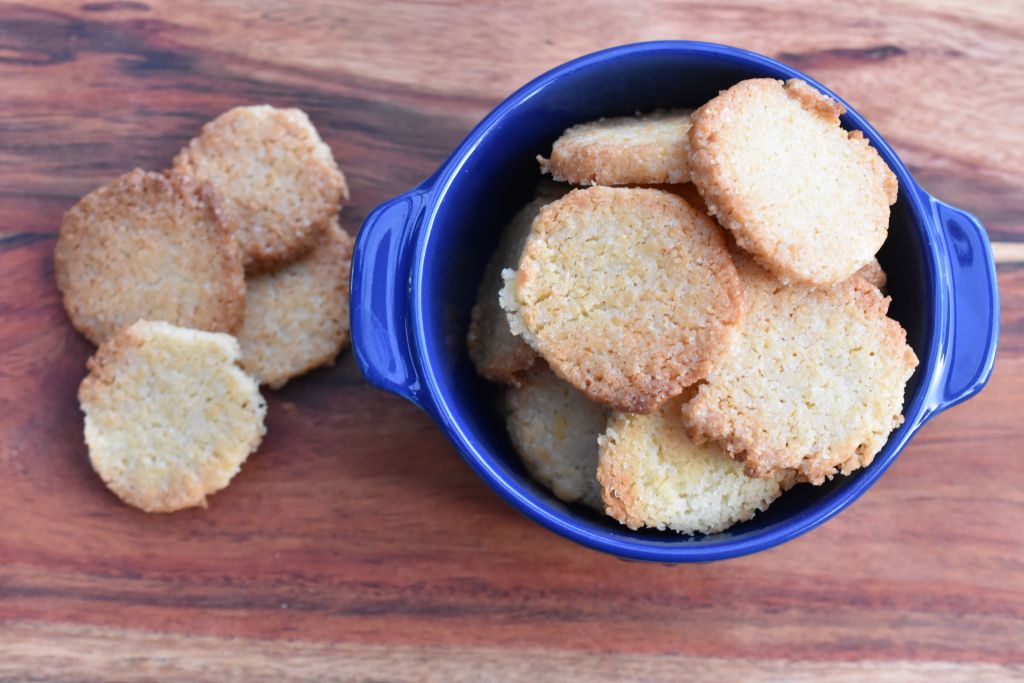 Kokos småkager – nemme sprøde kokoskager