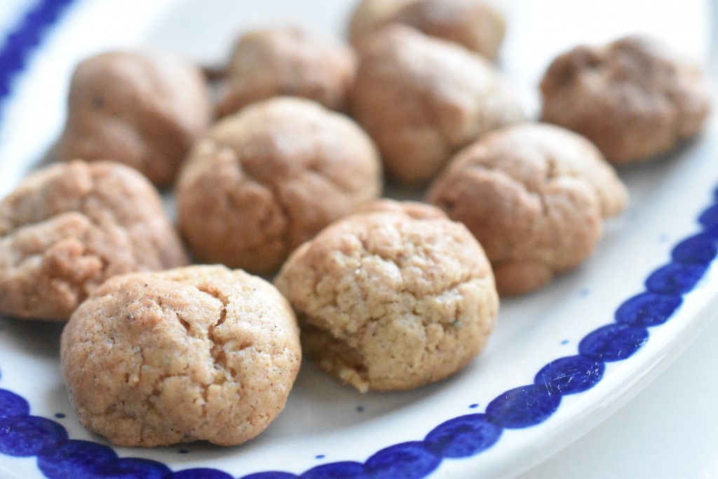 Pebernødder - nem og lækker opskrift på den populære julesmåkage