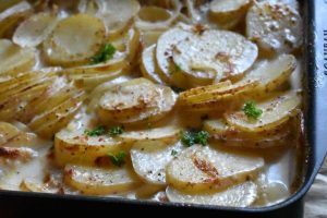 Flødekartofler - opskrift på flødestuvede kartofler