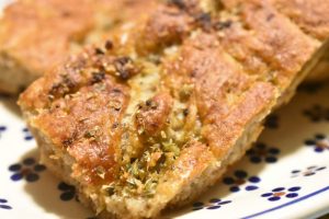 DSC_0319 • nogetiovnen.dk Hvidløgsbrød med rugmel - nemt, sprødt og lækkert