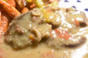 DSC_0356 • nogetiovnen.dk Steaks i slow cooker - med bacon flødesovs