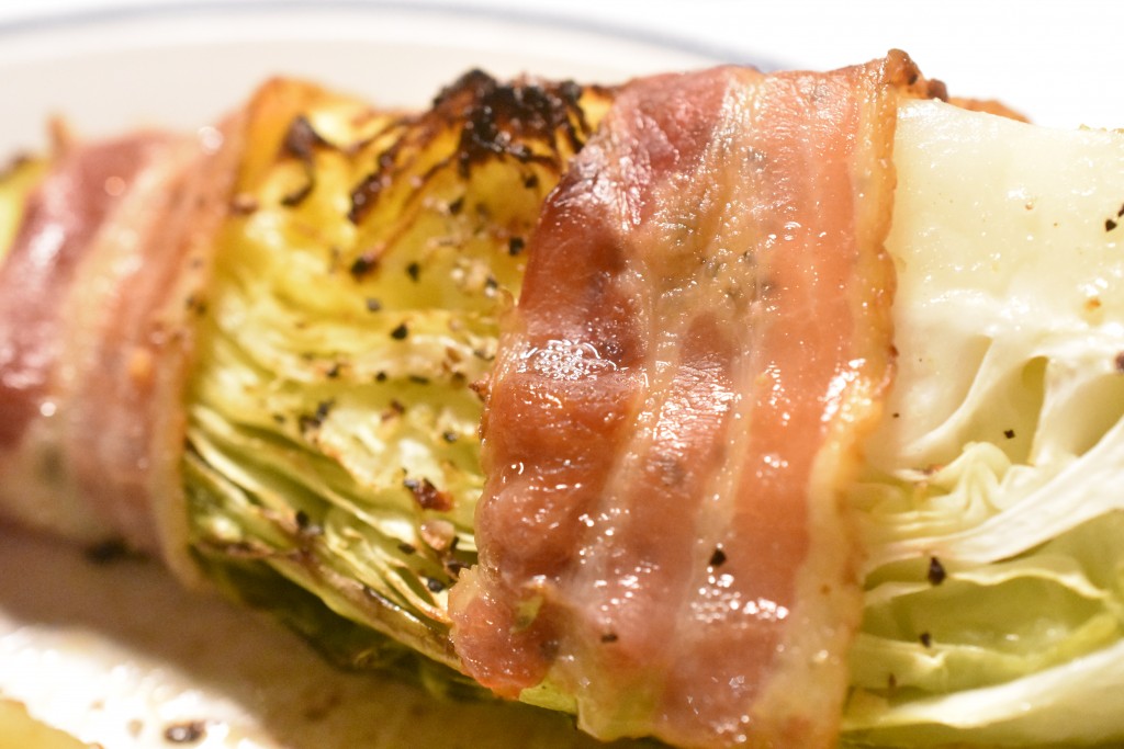 Spidskål med bacon - stegt i ovn. Nemt og lækkert