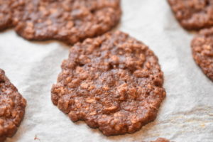 Havregrynssmåkager med chokolade - nem opskrift