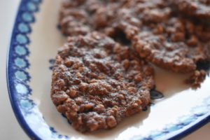 Havregrynskager med chokolade nem opskrift