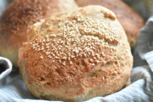 Burgerboller - den bedste opskrift på bløde, grove burgerboller