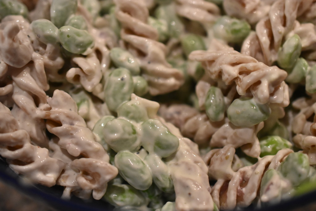 Pastasalat med edamamebønner - opskrift på grøn pastasalat