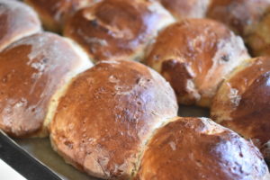 Chokoladeboller - nemme, lækre luftige boller med chokolade