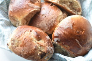 Chokoladeboller opskrift - nemme, bløde, luftige boller