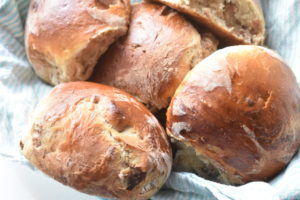 Chokoladeboller opskrift - nemme, bløde, luftige boller