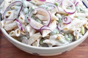 Pastasalat med edamamebønner - opskrift