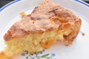 Ferskentærte - kage med fersken og marcipan - opskrift