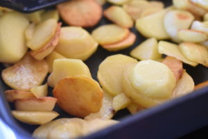 Råstegte kartofler på pande - sprøde & lækre