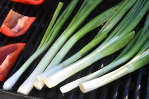 Grillede forårsløg - lækre forårsløg på grill 