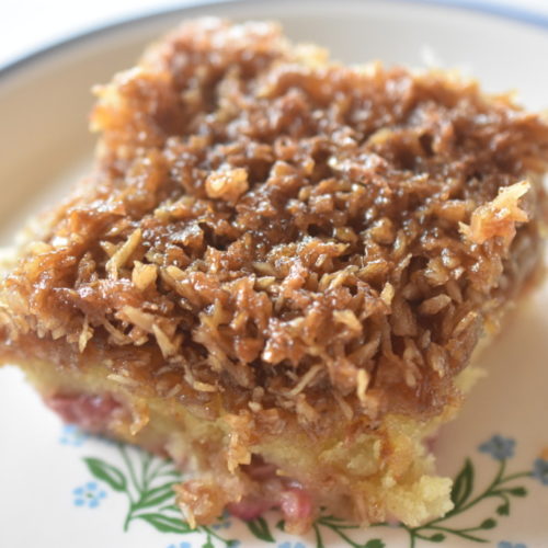 Drømmekage - nem og lækker opskrift med rabarber