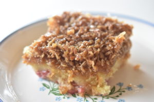 Drømmekage med rabarber - nem opskrift