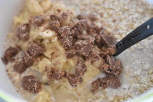 Bananboller - grove med chokolade - nem opskrift