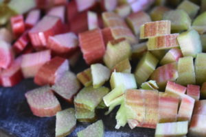 Rabarberkage med olie - nem rabarbertærte