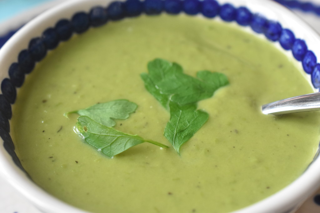 Ærtesuppe - med fløde. Nem og lækker opskrift