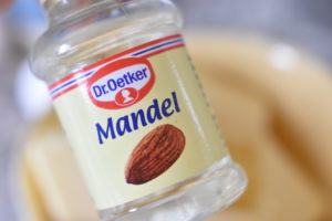 Makronkage - kage med jordbær og makroner