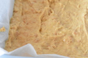 Kage med jordbær og makroner - lækker makronkage