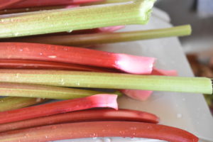 Rabarberkage i bradepande - nem rabarber kage 