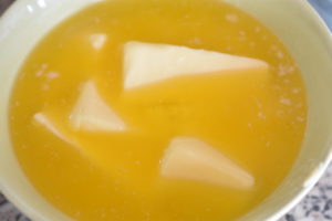 Rabarberkage med kokos i bradepande - nem opskrift