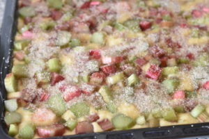 Rabarberkage i bradepande - nem rabarber kage 