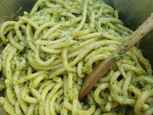 Spaghetti med pesto