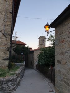 Quota -  den smukke bjerglandsby i Toscana