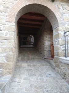 Quota -  den smukke bjerglandsby i Toscana