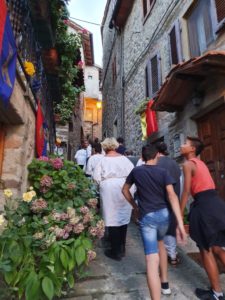 Quota -  den smukke bjerglandsby i Toscana