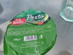 Tortellini med grøn pesto og parmesanost